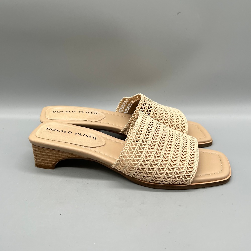 Donald Pliner Sandals Womens 8.5 Beige Clodie Square Toe Block Heel Slide Shoes